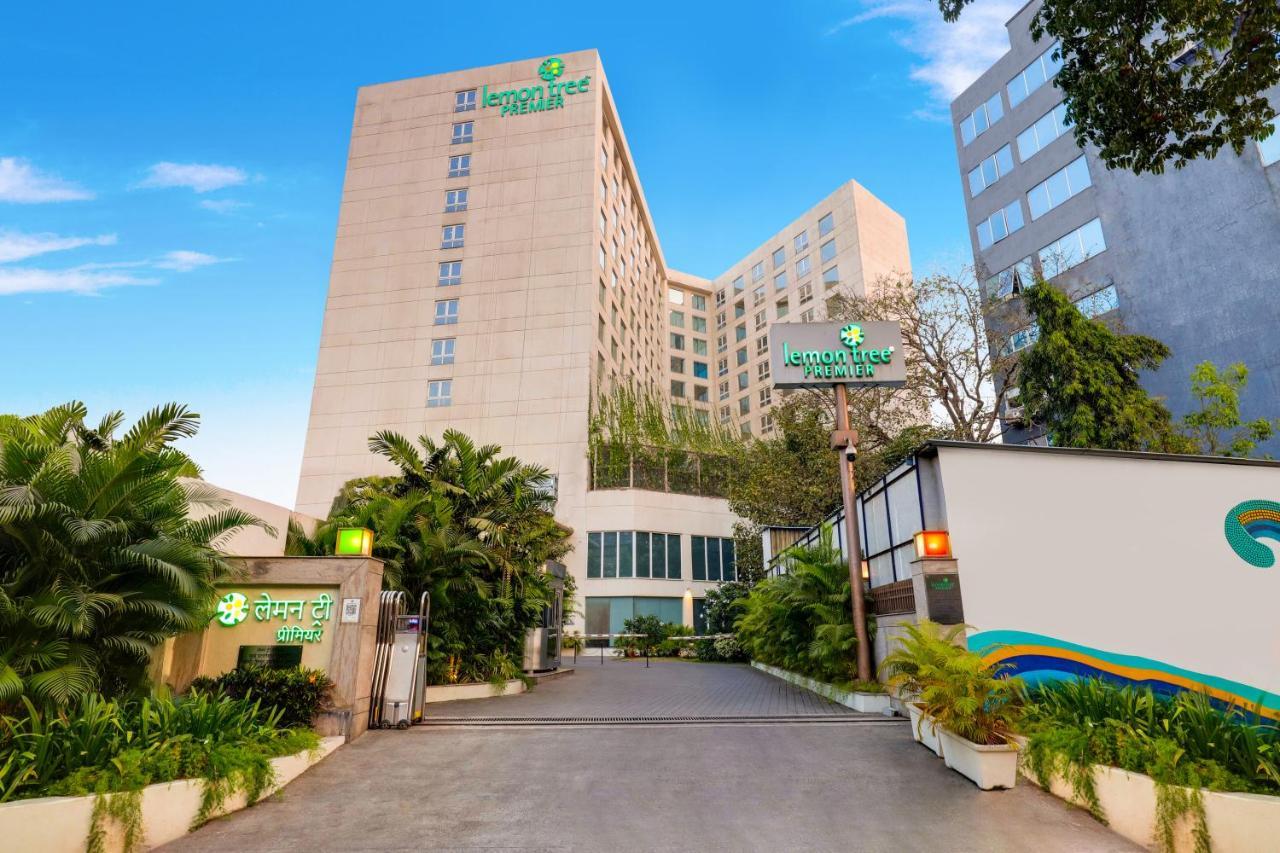 Lemon Tree Premier, Mumbai International Airport Hotell Exteriör bild