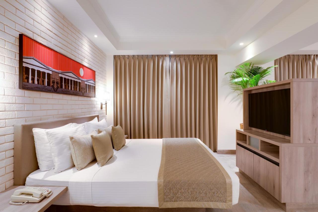 Lemon Tree Premier, Mumbai International Airport Hotell Exteriör bild