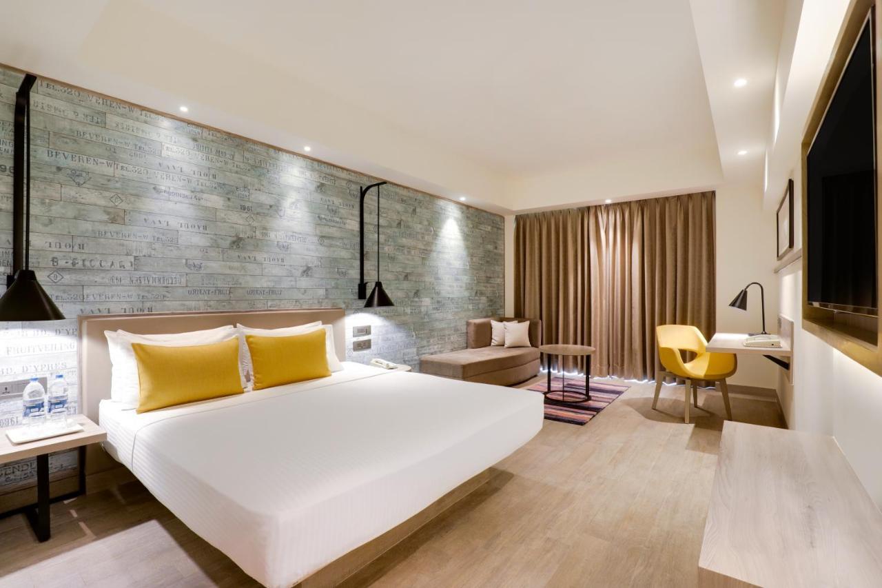 Lemon Tree Premier, Mumbai International Airport Hotell Exteriör bild